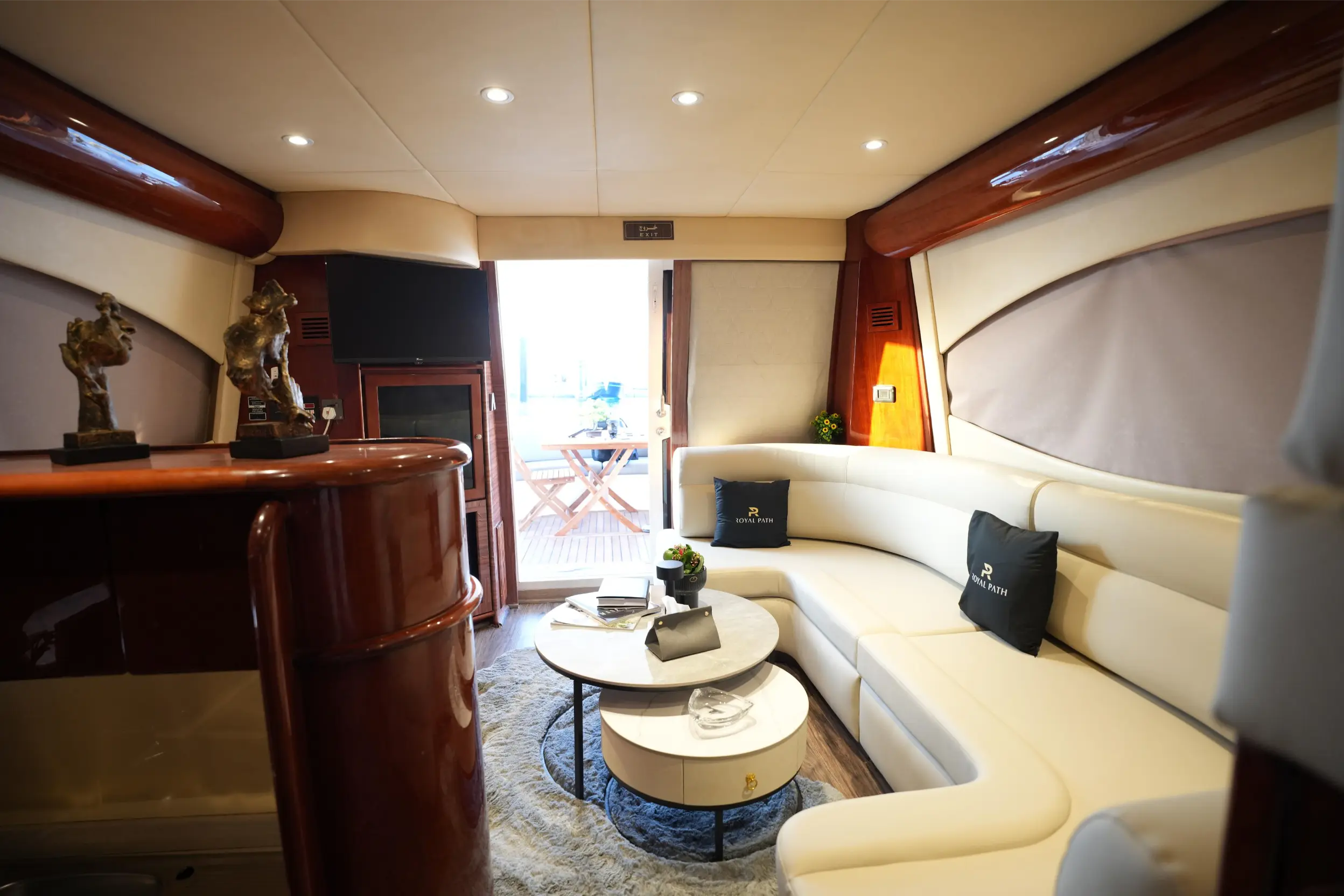 Royal Majesty 50 — image 7